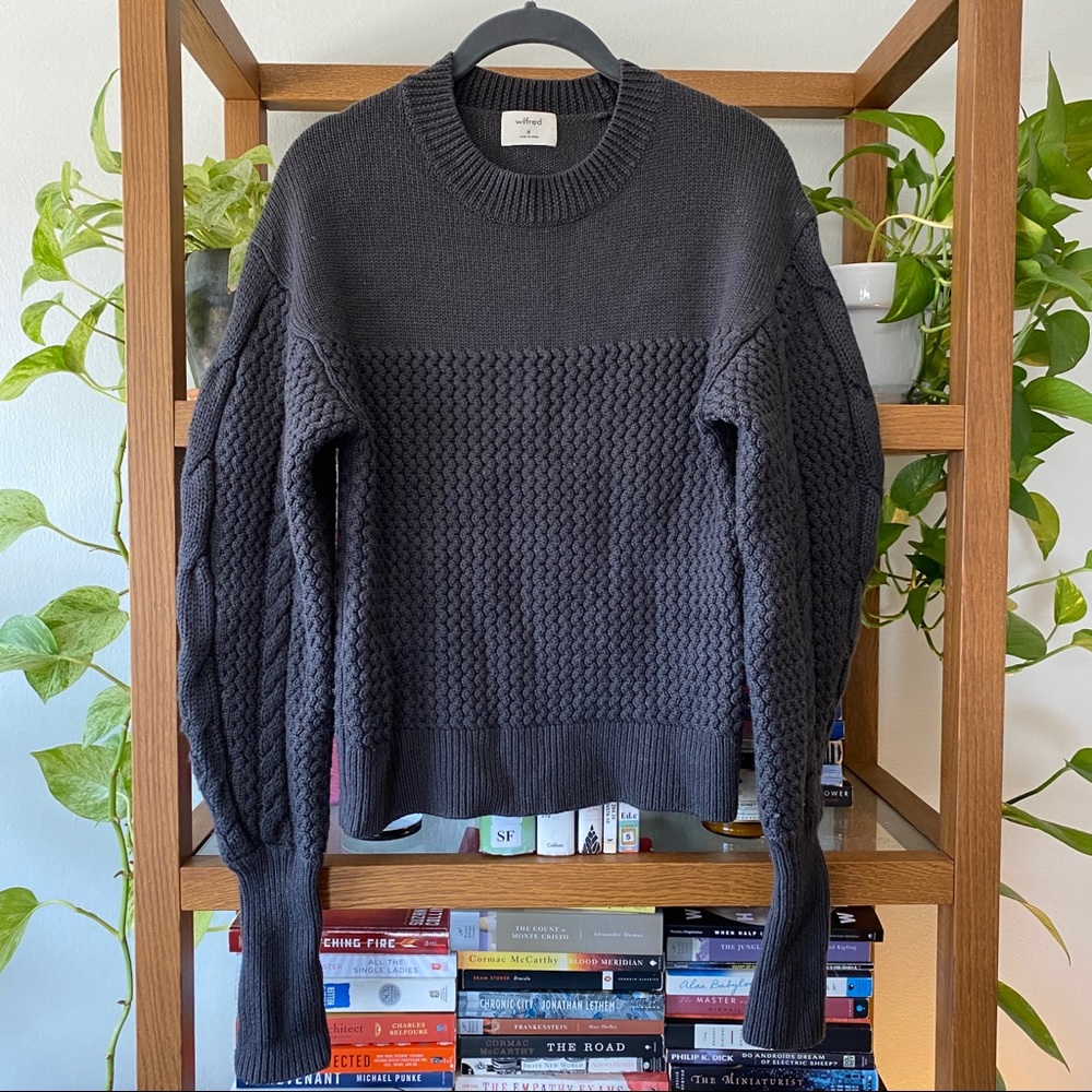 Aritzia wilfred chunky knit sweater size M dark dark gray